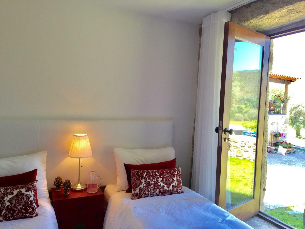 Quinta Da Aranha Villa อาร์กอสเดวัลเดเวซ ภายนอก รูปภาพ
